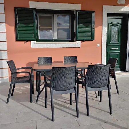 Stefanos' Apartment Litheres