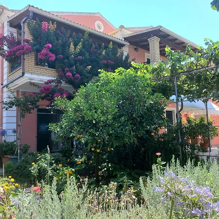 アパート Stefanos' Litheres